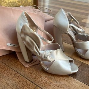 Miu Miu | Silk Bow Curved Heels Silver Size 37.5